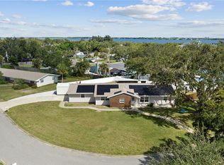 1260 Leslie Dr, Merritt Island, FL 32952
