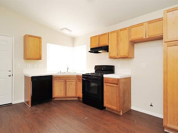 2nd image of 555 Cherry Vista Dr