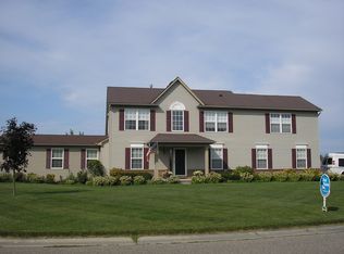 8080 Hidden Ponds Dr, Grand Blanc, MI 48439