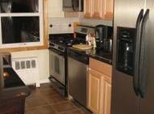 42 Seth Ct #B, Staten Island, NY 10301