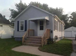 1124 E 8th St, Monroe, MI 48161