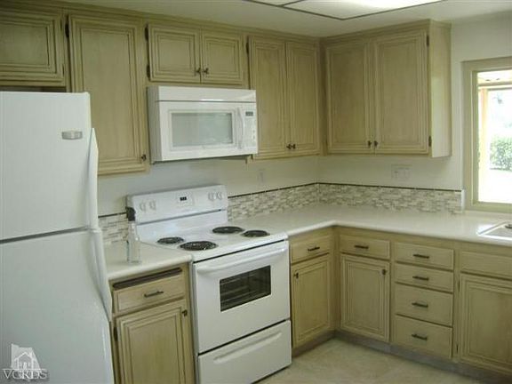 3rd image of 42022 Village 42