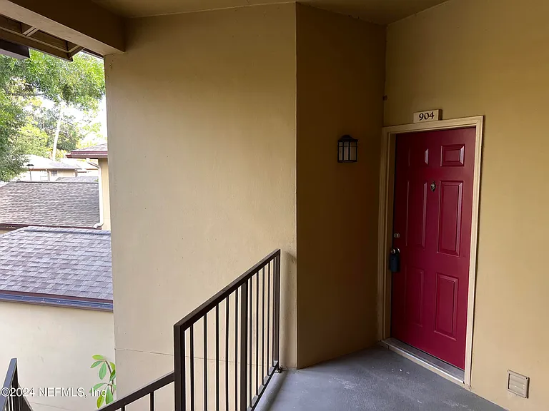 10150 Belle Rive Blvd #904 — Photo 28