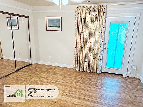 3rd image of 3825 Fujiyama Way