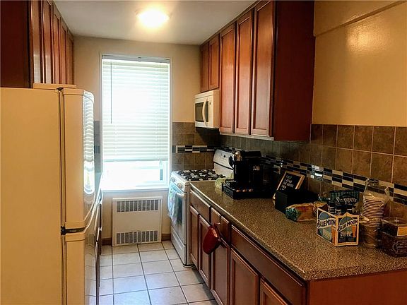 5th image of 2212 Brigham St APT 5B