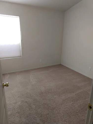 Eagle Vista Drive NE, Albuquerque — Photo 4