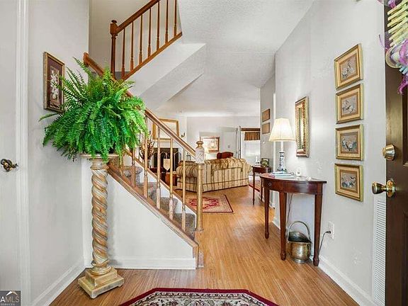 2nd image of 6176 Wintergreen Rd