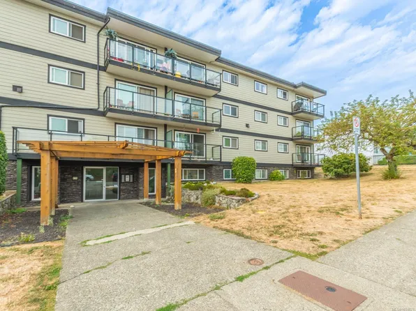 218 Bayview Ave #303, Ladysmith, BC V9G 1S8