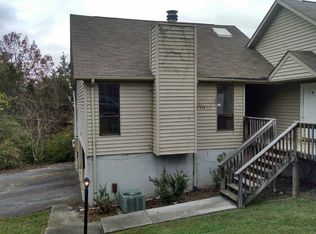 9109 Cedarpark Ln, Knoxville, TN 37923