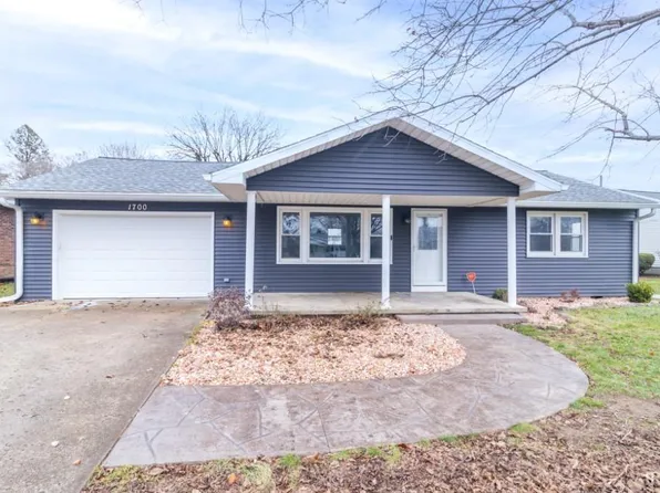 1700 Castle Hills Dr, New Castle, IN 47362