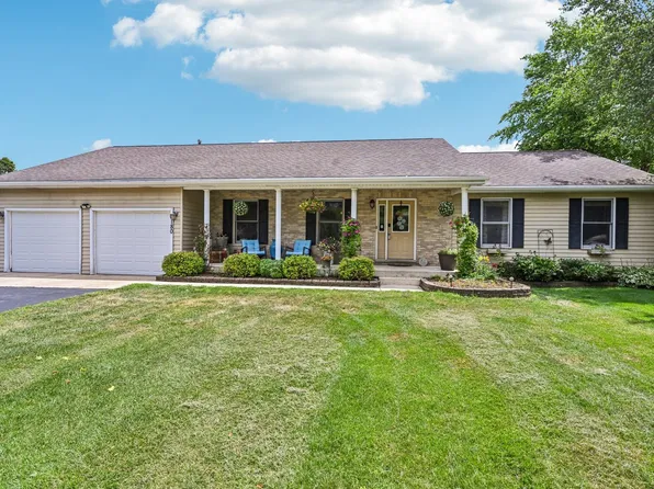 6180 Elm St, Union, IL 60180
