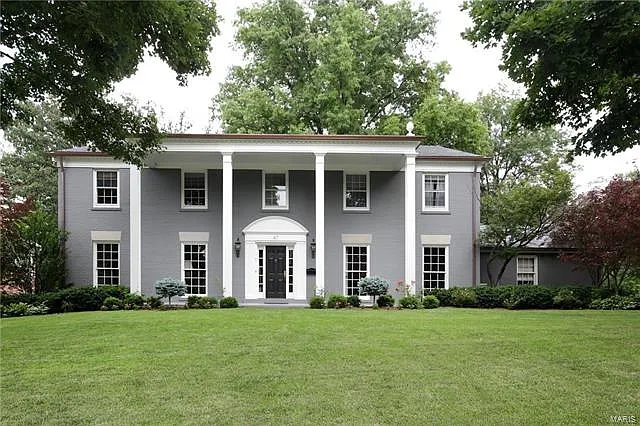 47 Lake Forest Dr photo 1