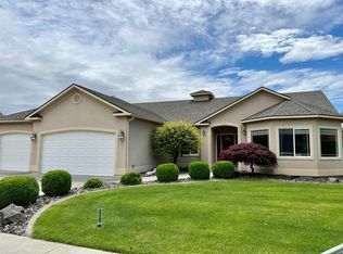 4013 W 34th Ct, Kennewick, WA 99337