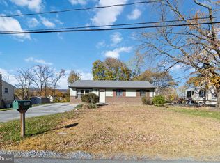 6216 Blue Grass Ave, Harrisburg, PA 17112