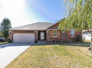 2152 E Milton St, Republic, MO 65738