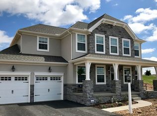 700 Duquesne Rd, York, PA 17402