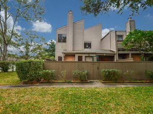 1602 Prairie Grove Dr, Houston, TX 77077