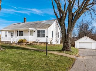 1400 Meadow Farm Church Rd, Zanesville, OH
