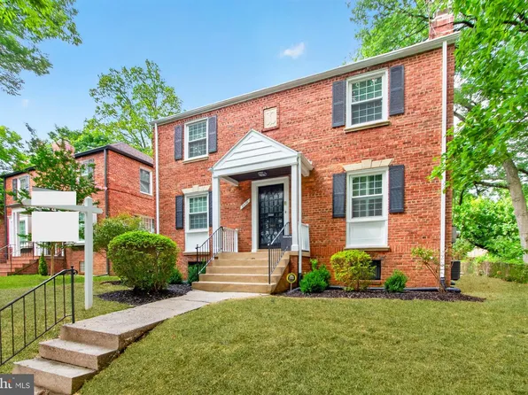 8232 Eastern Ave NW, Washington, DC 20012