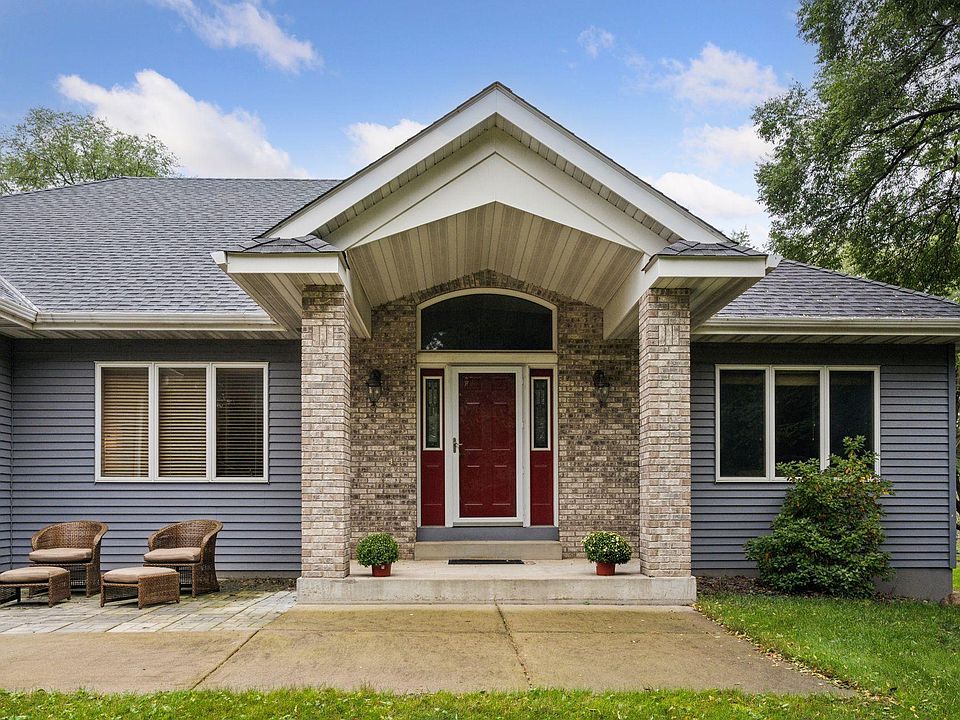 1st image of 19148 Eaglewood Rd