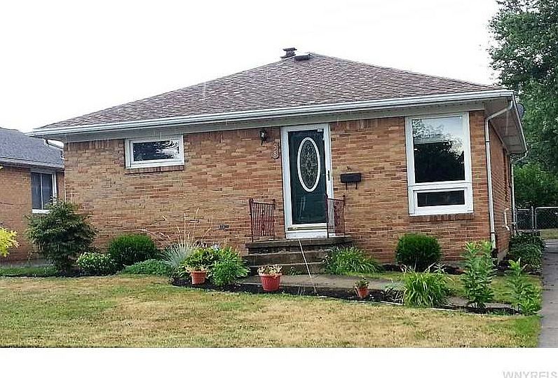 1st image of 58 Yvonne Ave