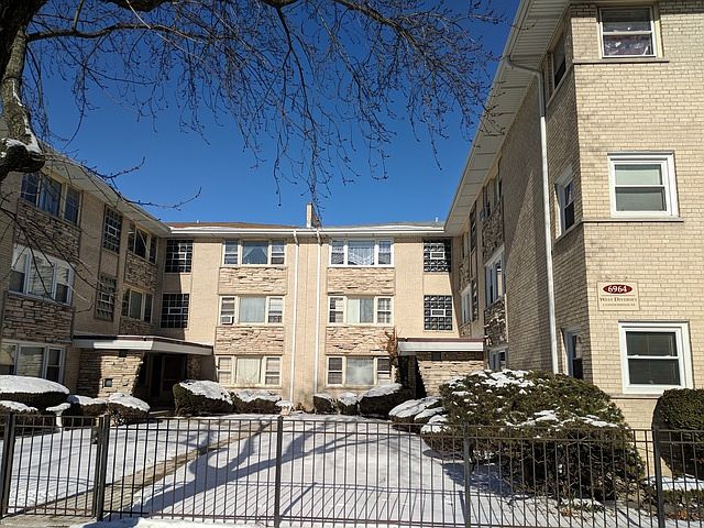 1st image of 6964 W Diversey Ave APT 8