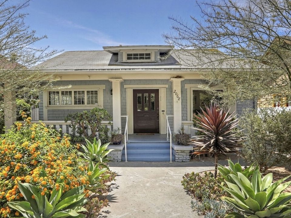 1st image of 2068 W 27th St