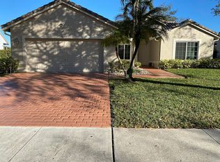 7542 NW 47th Ter, Pompano Beach, FL 33073