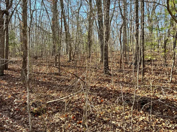 114 Hunterwood Ln, Crossville, TN 38558