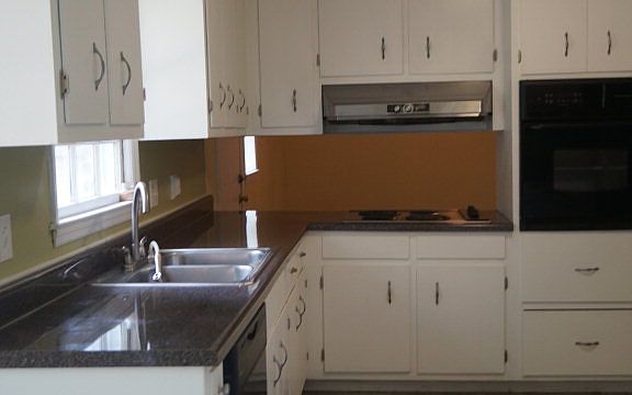 5th image of 3883 Lucerne Dr