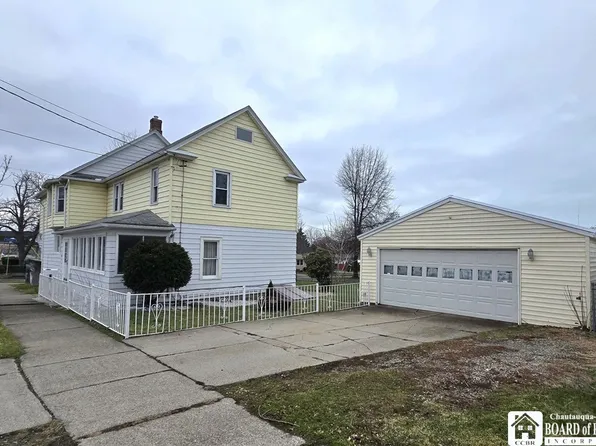 250 Townsend St, Dunkirk, NY 14048