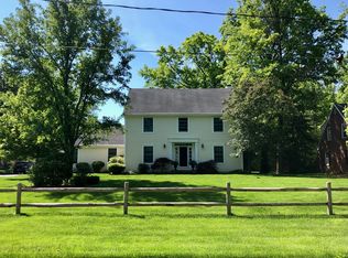 81 Back Bay Rd, Bowling Green, OH 43402