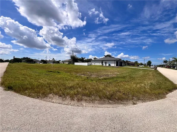 1402 SW 13th St, Cape Coral, FL 33991