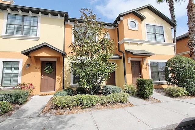 1st image of 1220 Windsor Lake Cir