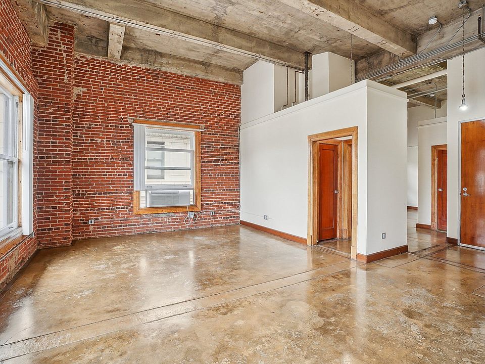 Building Photo 5