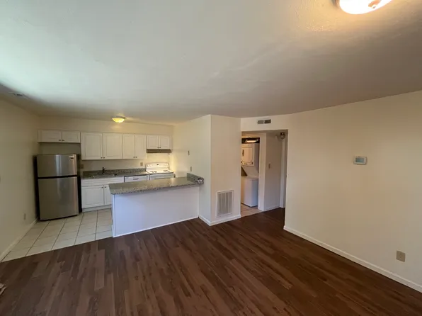 824 Shirley Ave, Norfolk, VA 23517