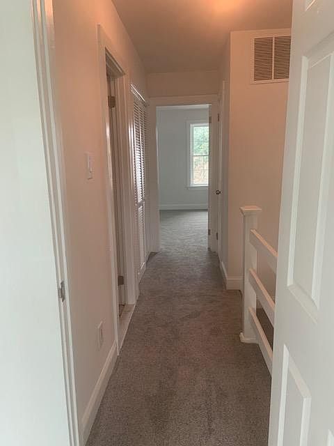 1st image of 22 Greenridge Cir