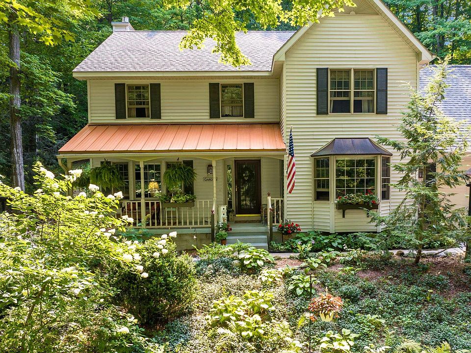 1st image of 8335 Forest Dr