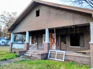 704 Jefferson Blvd, Tarrant, AL 35217