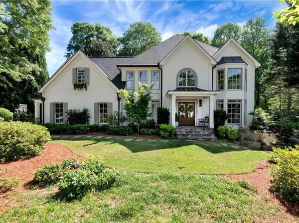 300 Chesterton Cir, Johns Creek, GA 30097