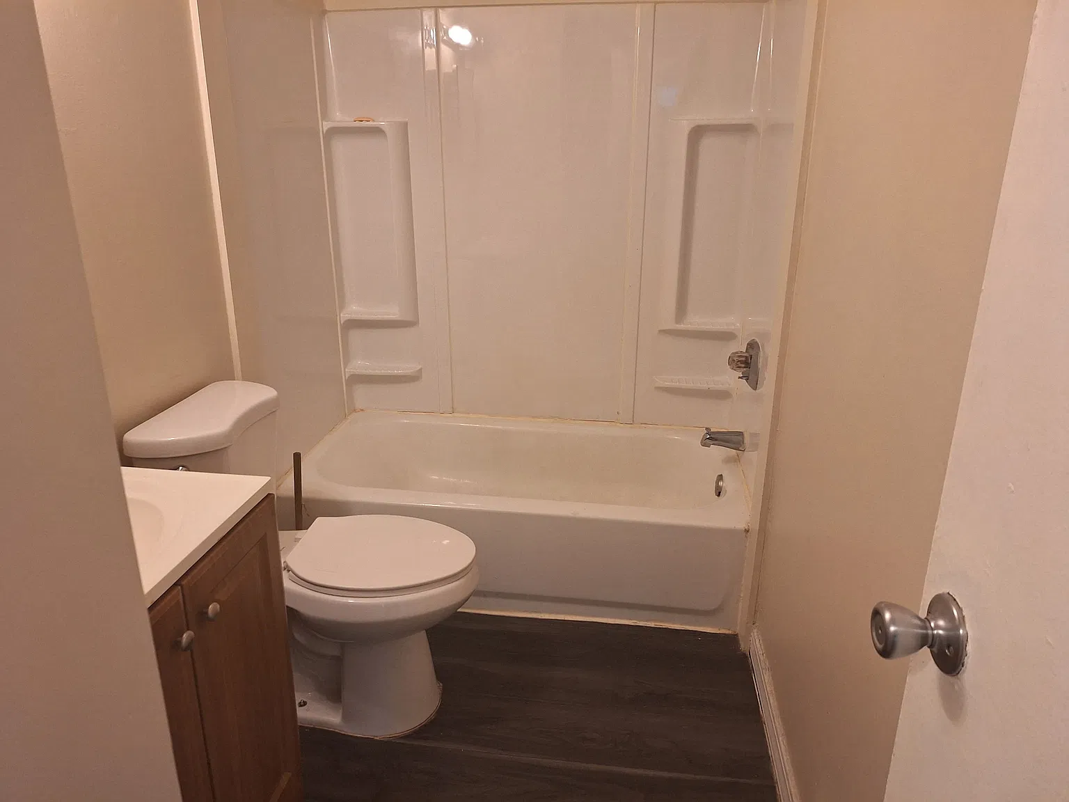 2 bed, 1.5 bath, $2,000 — Photo 4