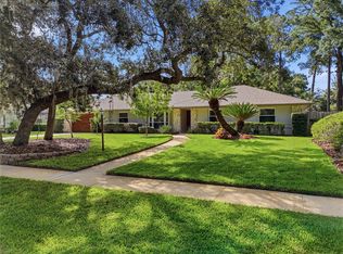 2266 Bent Oak Dr, Apopka, FL 32712