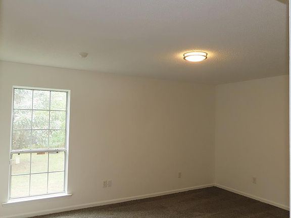 5th image of 925 Morningside Dr