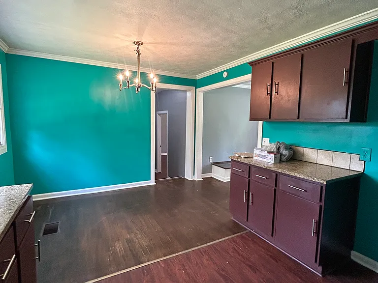 270 Shady Pine Ln — Photo 6