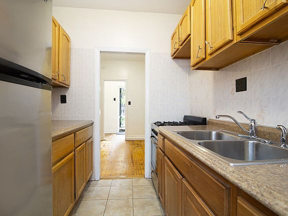 4th image of 1620 Avenue I APT C2
