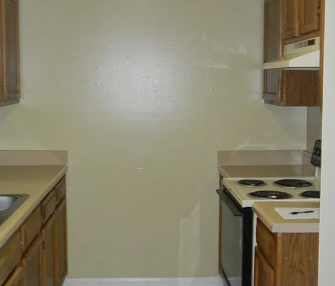 109 N Barksdale St — Photo 6