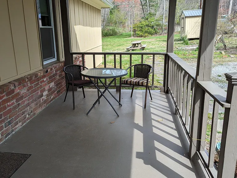 112 Owenby Ln — Photo 19