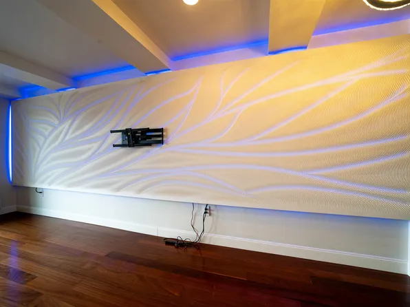 600 Harbor Boulevard image 9 of 27