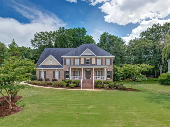 16 Woods Edge Ct, Greenville, SC 29615