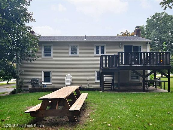 3rd image of 3 Chardwood Dr